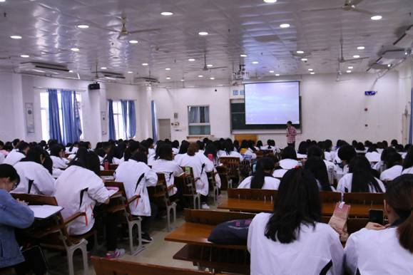 教育科学学院2017-2018学年学生干部素质拓展培训